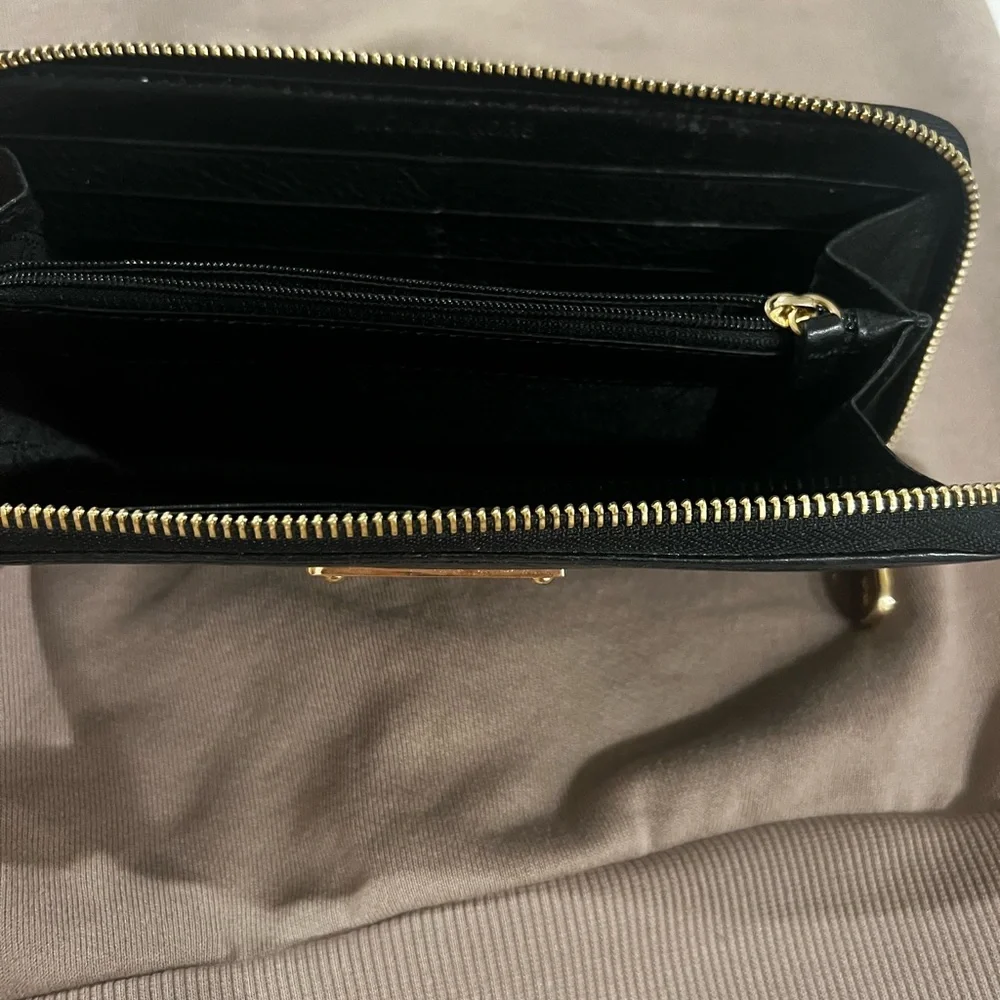 Michael Kors full size gold zipper wallet - Picture 2 of 3